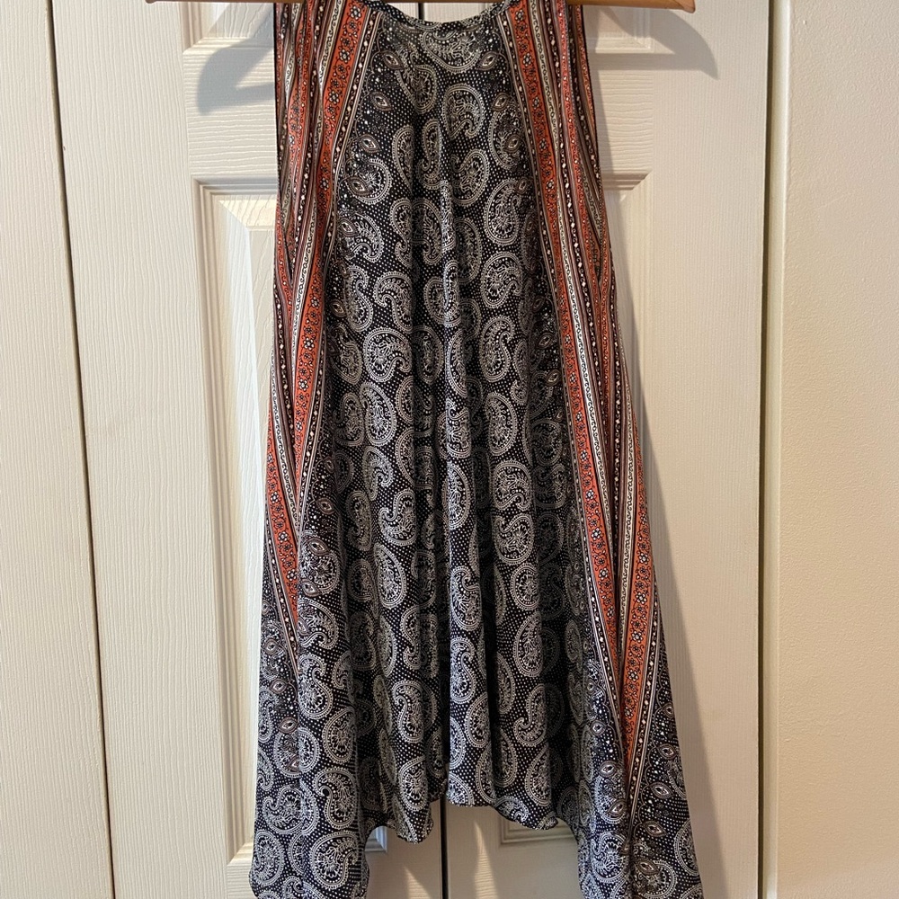 Paisley Print Halter Neckline Tunic Top